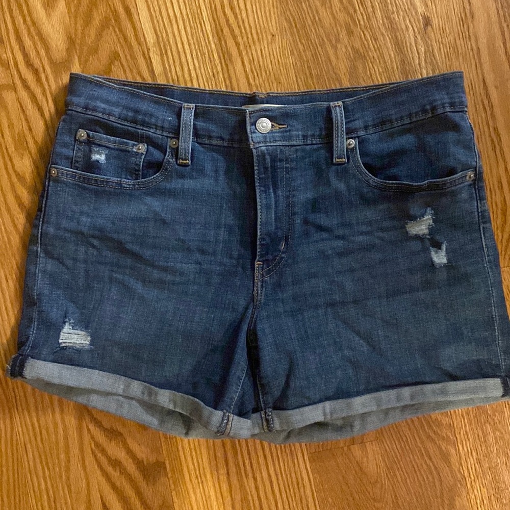 Levi’s mid length shorts
